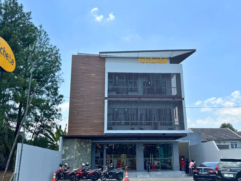 Surrounding facility 5